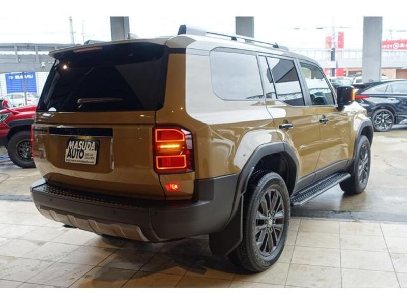 LAND CRUISER 250