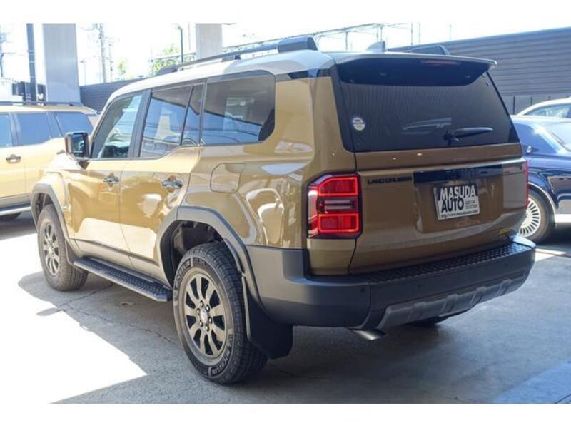 LAND CRUISER 250