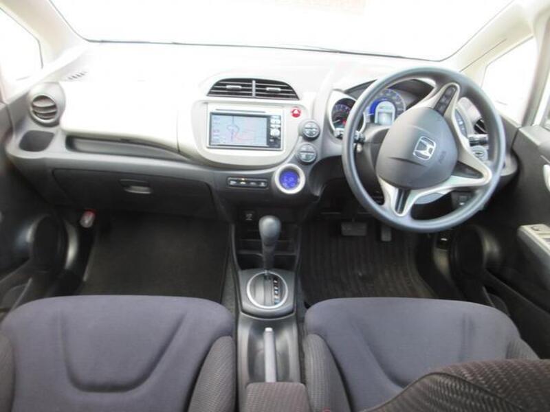 FIT HYBRID
