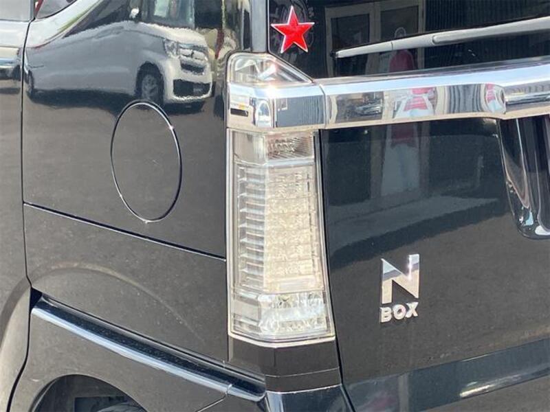 N BOX CUSTOM