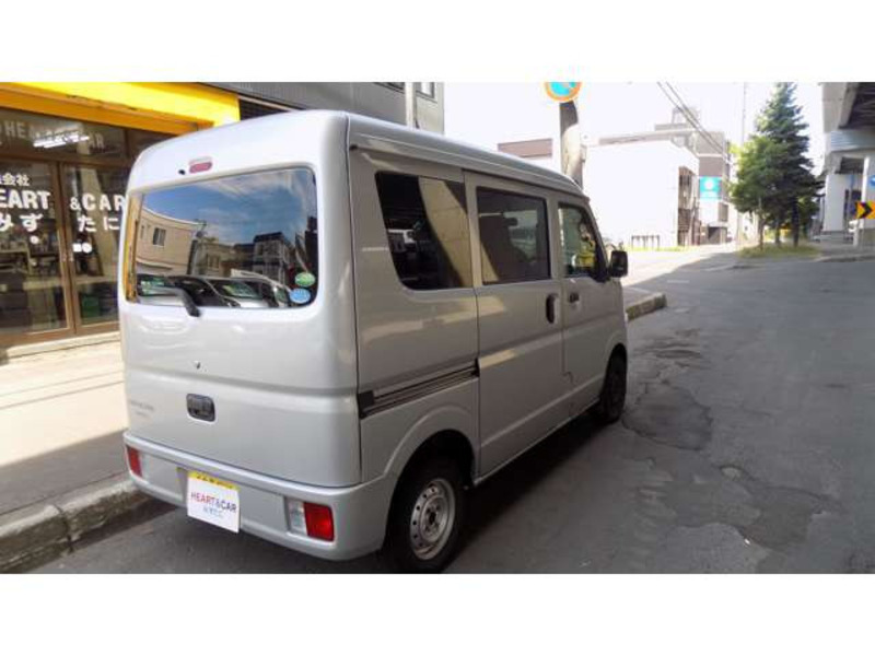 MINICAB VAN