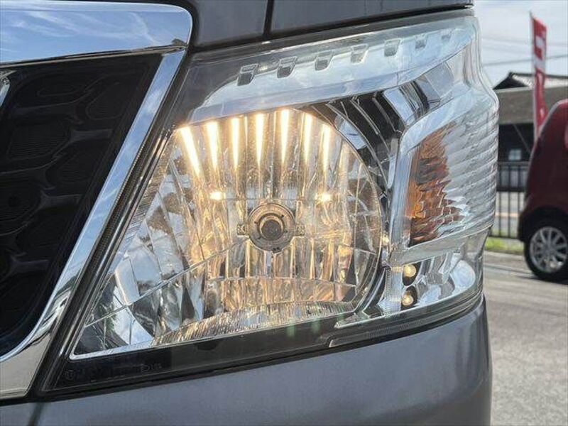 NV350 CARAVAN