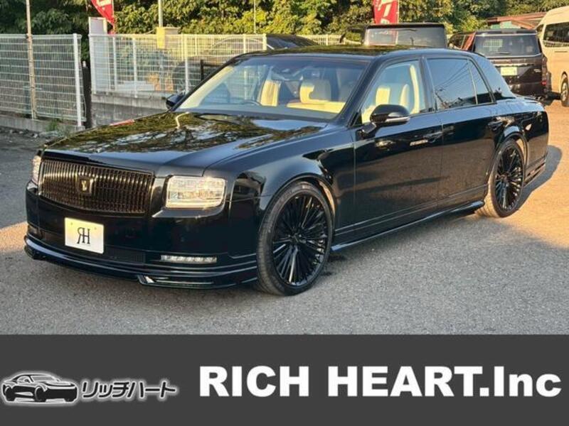 TOYOTA CENTURY