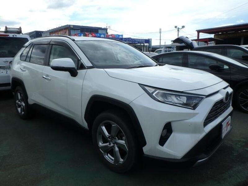 RAV4