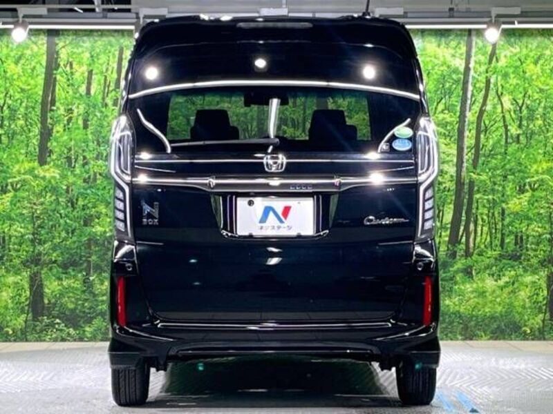 N BOX CUSTOM