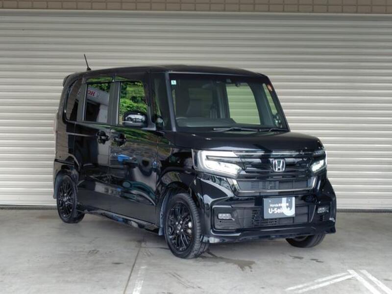 N BOX CUSTOM