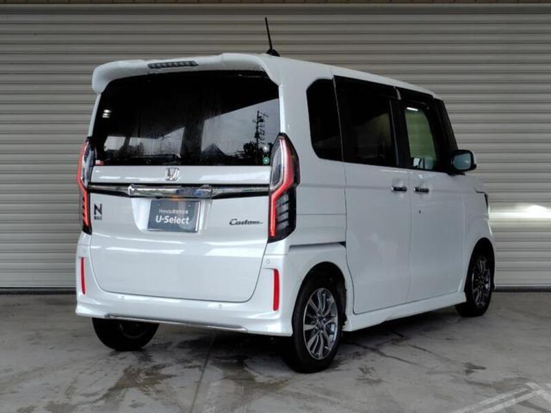 N BOX CUSTOM