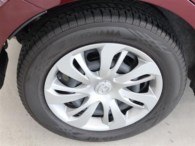 MAZDA2