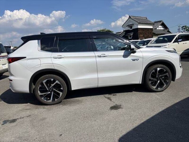 OUTLANDER PHEV