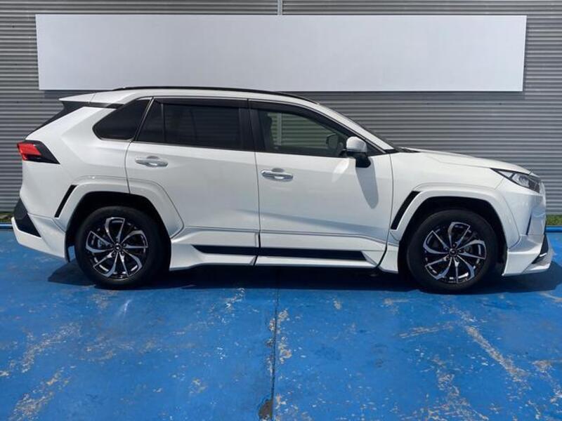 RAV4