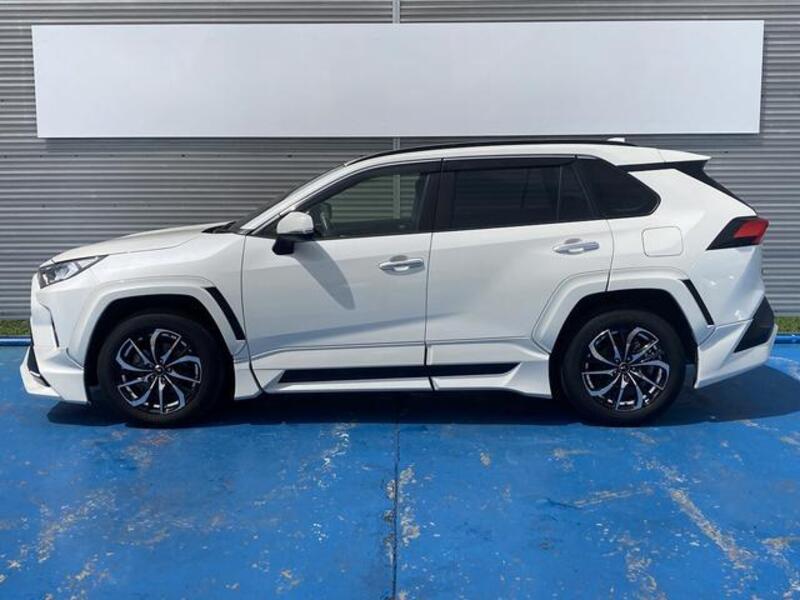 RAV4
