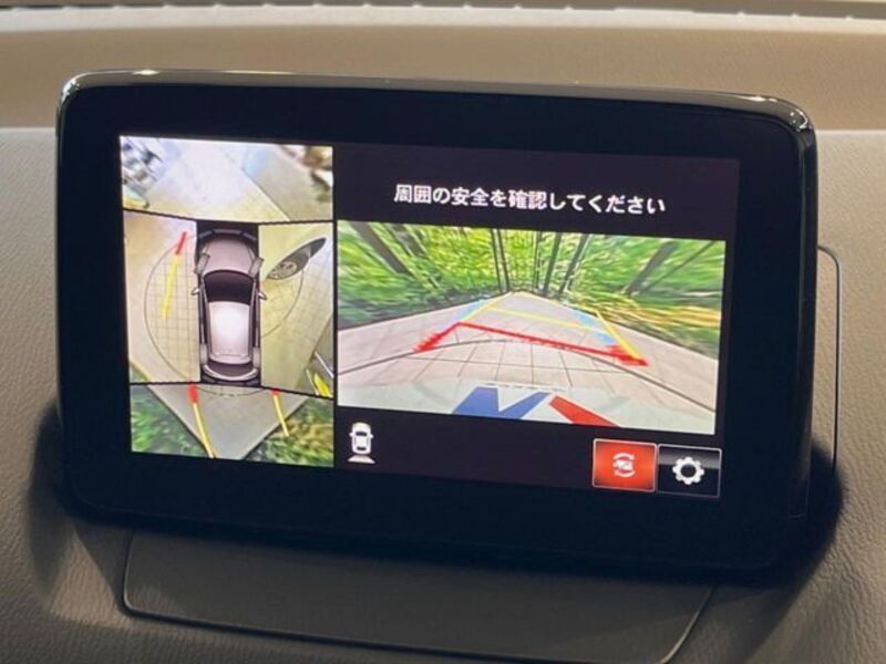 MAZDA2