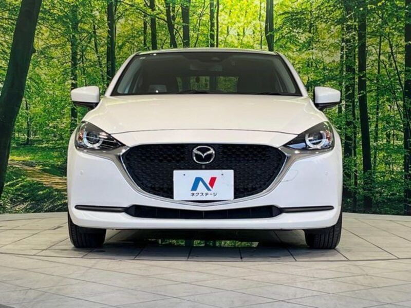MAZDA2
