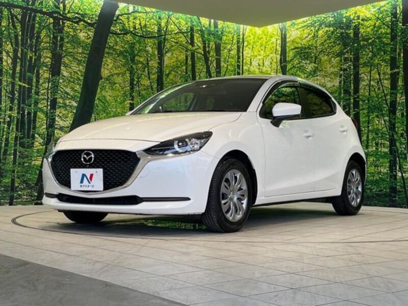 MAZDA2