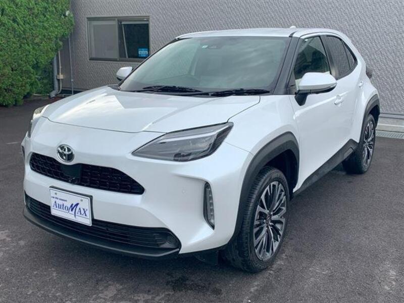 YARIS CROSS
