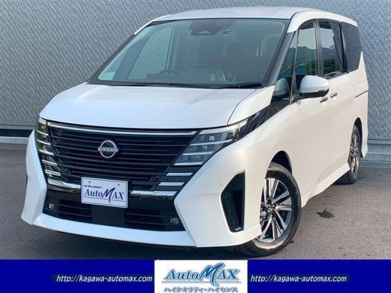 NISSAN SERENA