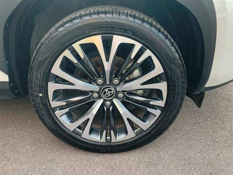 YARIS CROSS