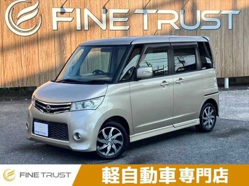 NISSAN ROOX