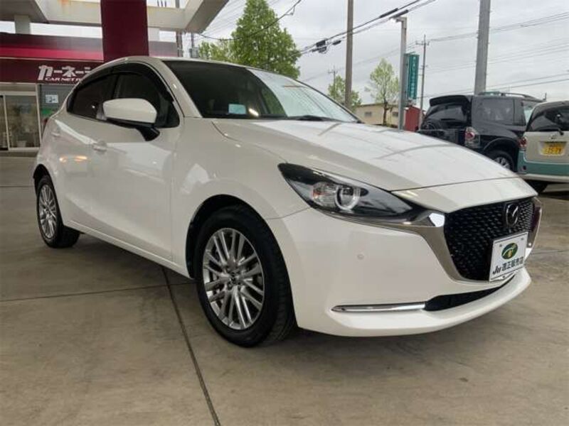 MAZDA2
