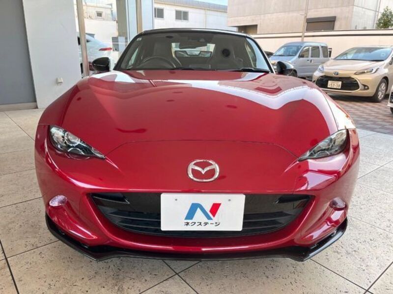 ROADSTER