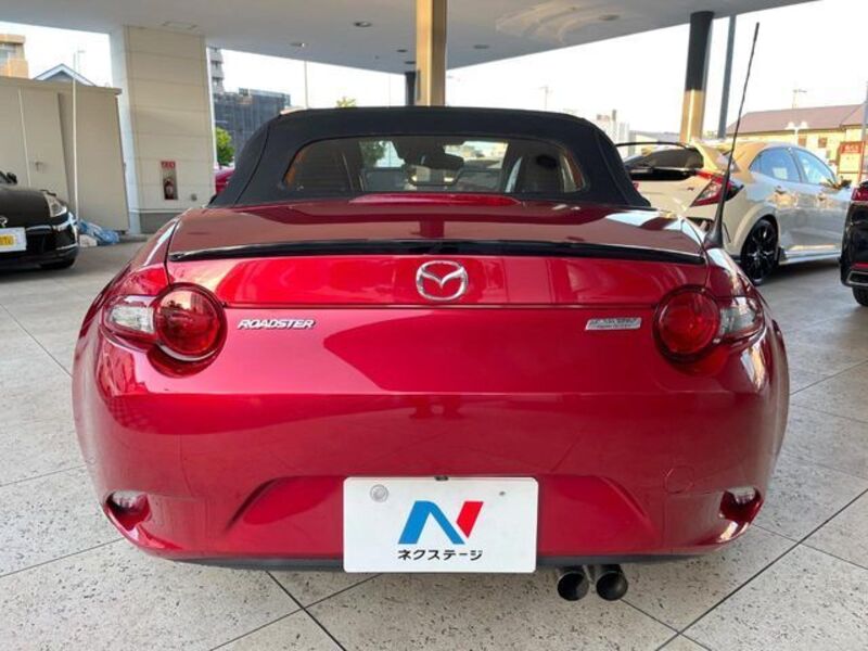 ROADSTER