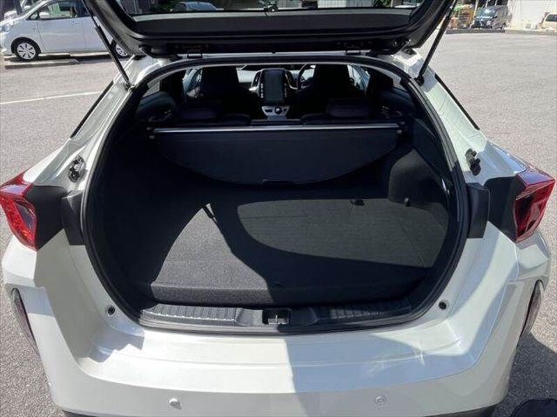 PRIUS PHV