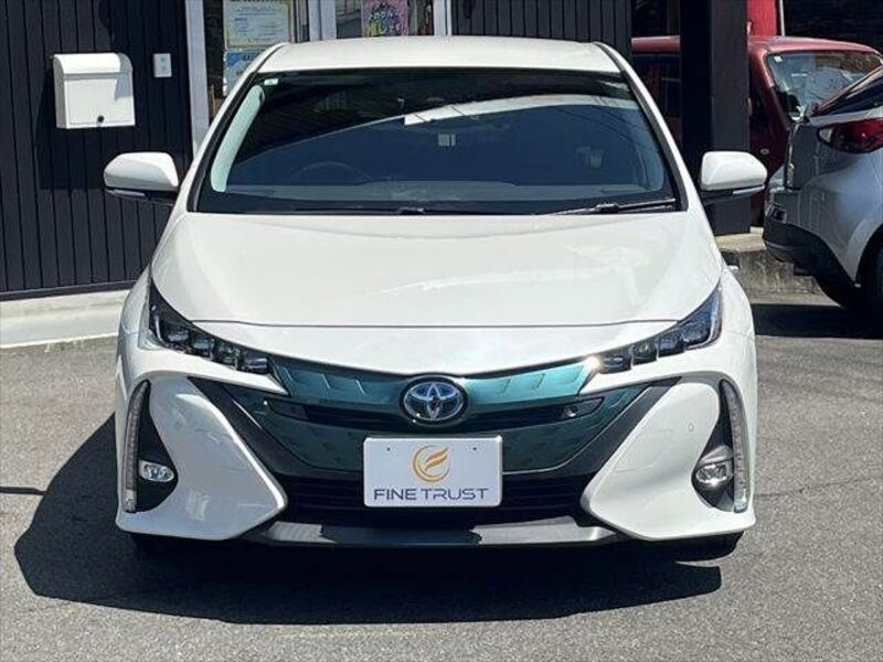 PRIUS PHV