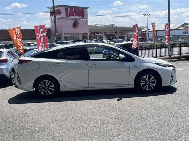 PRIUS PHV