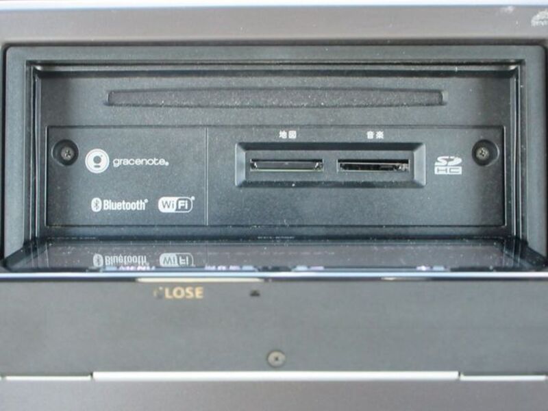 N BOX