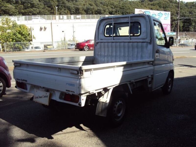CLIPPER TRUCK