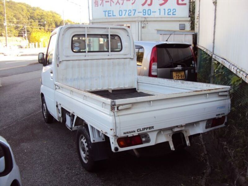 CLIPPER TRUCK