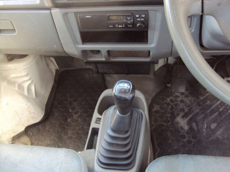 CLIPPER TRUCK