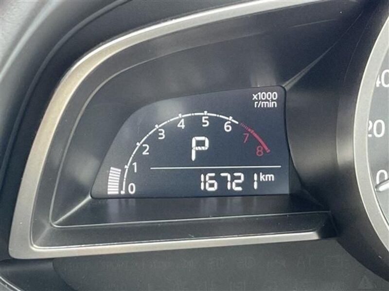 MAZDA2