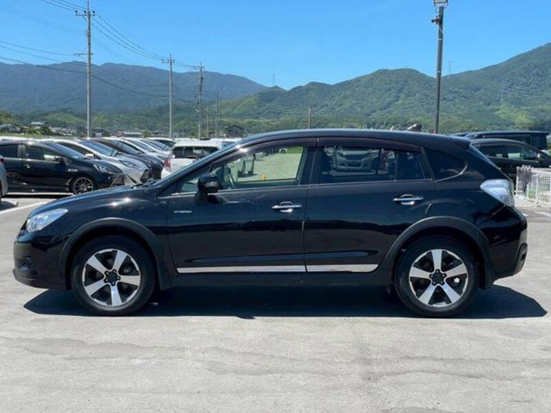 XV HYBRID