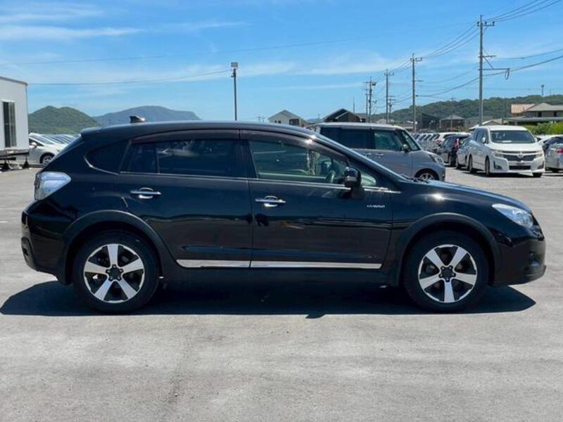 XV HYBRID
