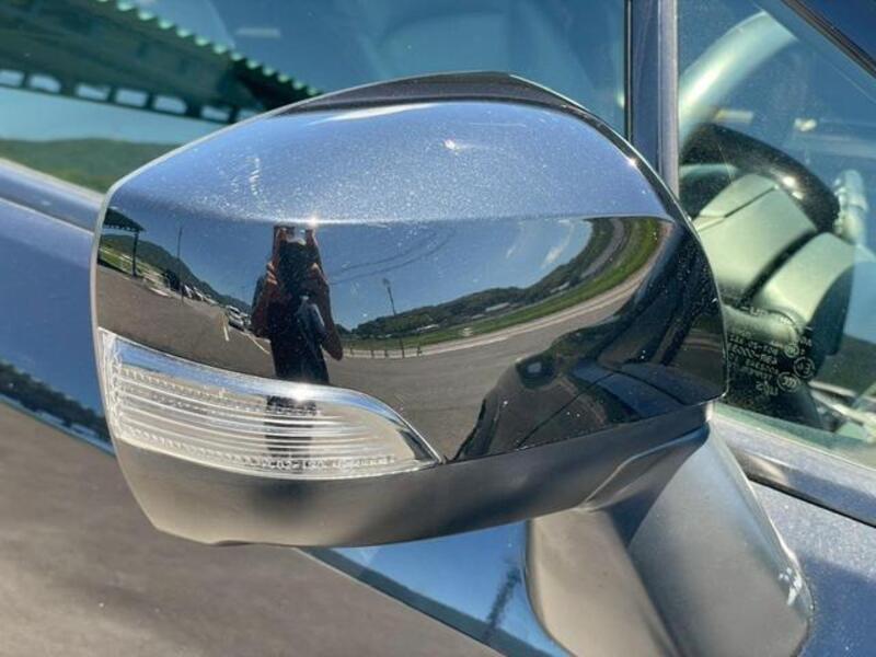 XV HYBRID