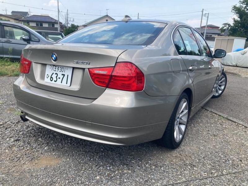 3 SERIES