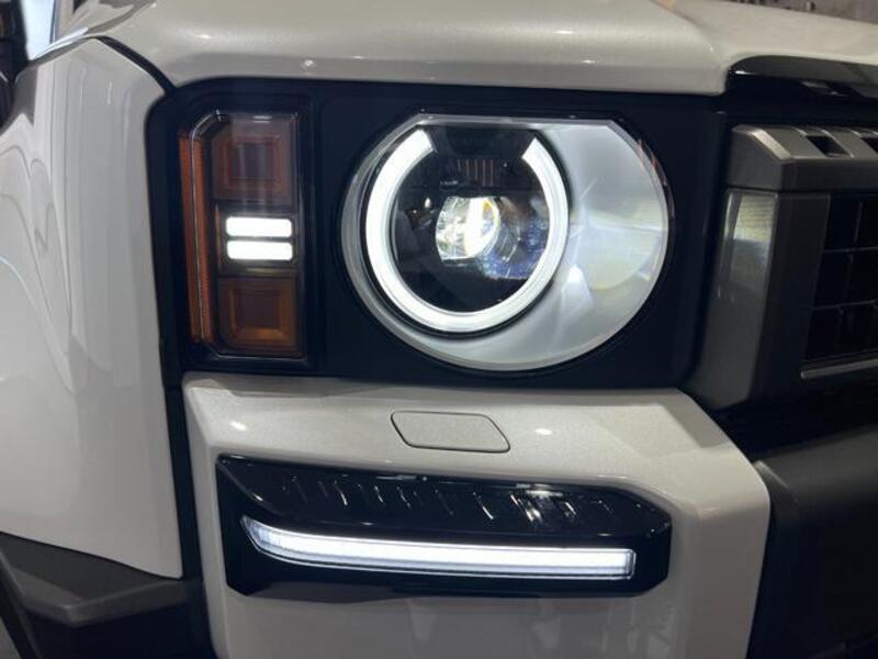 LAND CRUISER 250