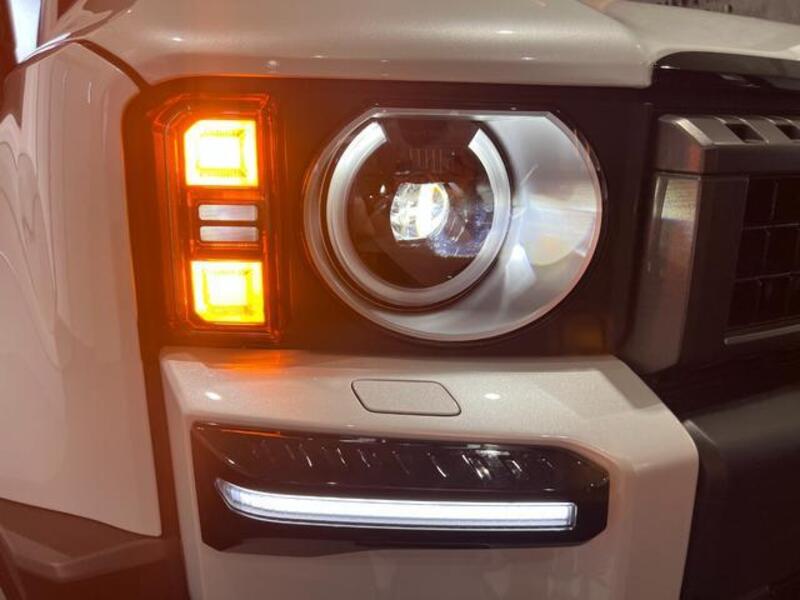 LAND CRUISER 250