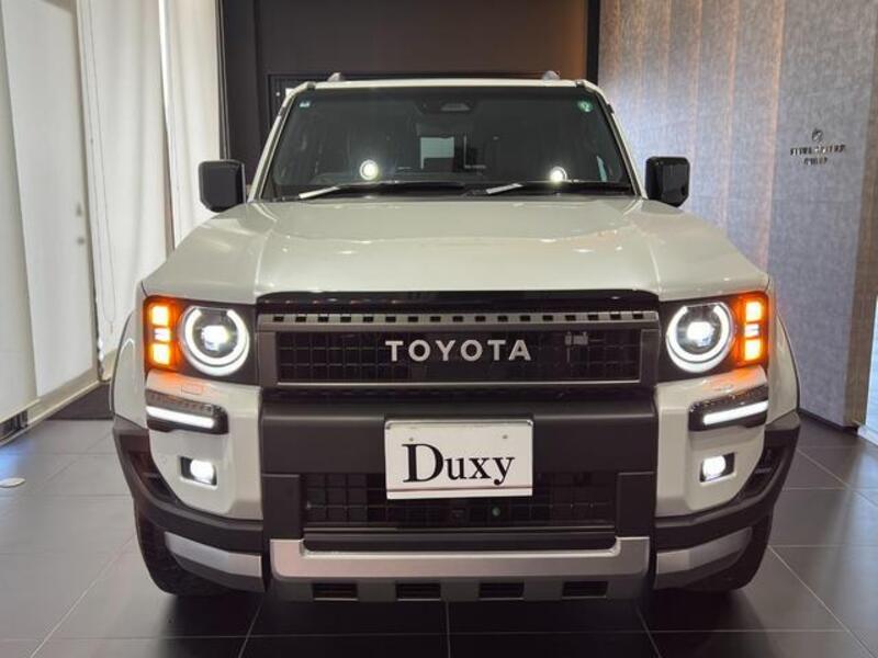 LAND CRUISER 250