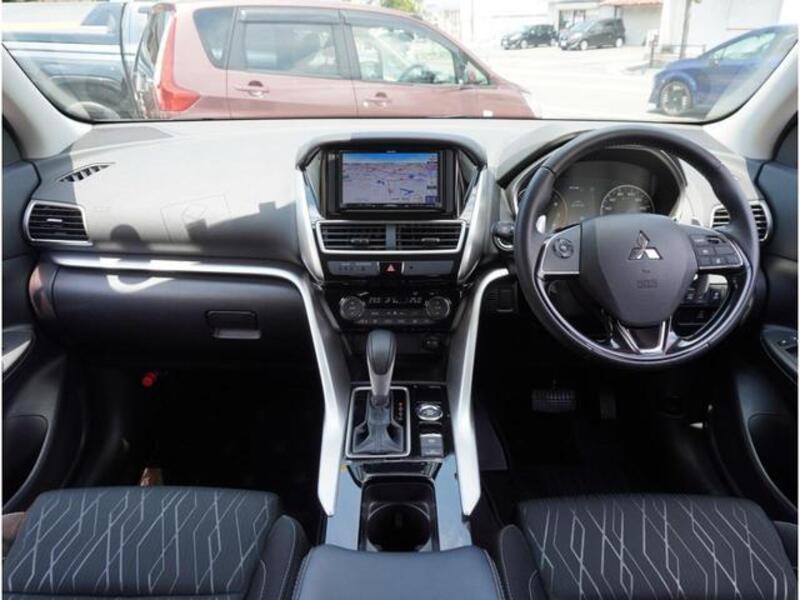 ECLIPSE CROSS