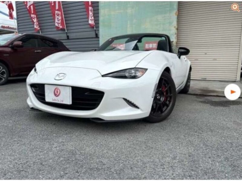ROADSTER-0