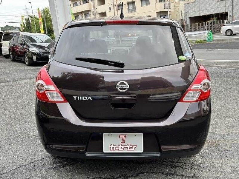 TIIDA