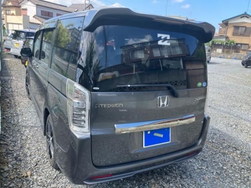 STEPWAGON SPADA