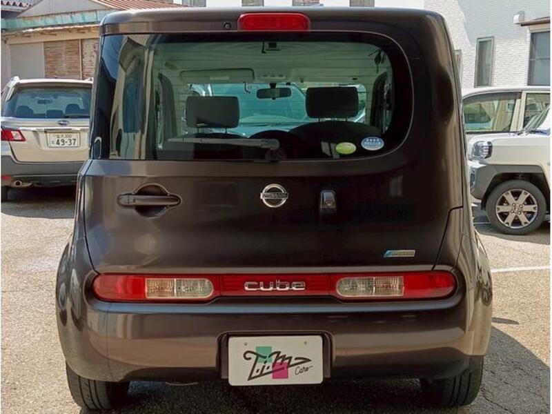 CUBE