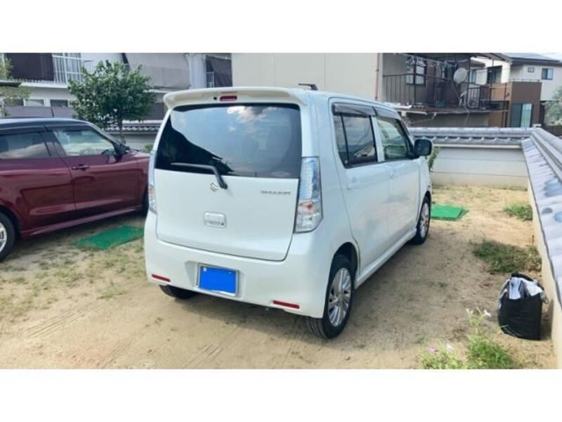 WAGON R