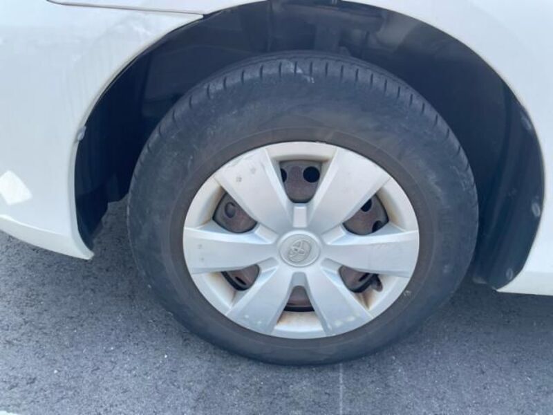 COROLLA AXIO