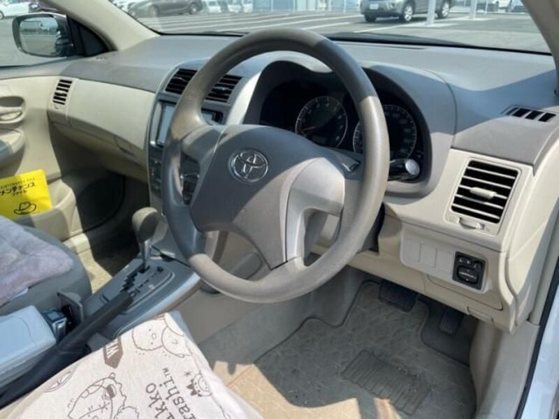 COROLLA AXIO