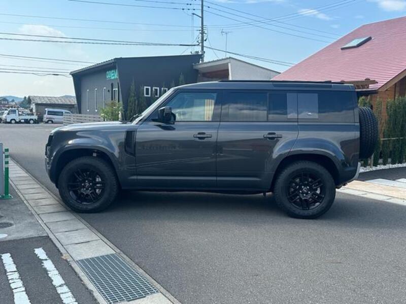 DEFENDER