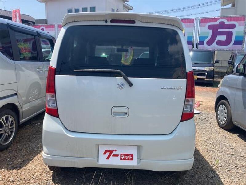 WAGON R
